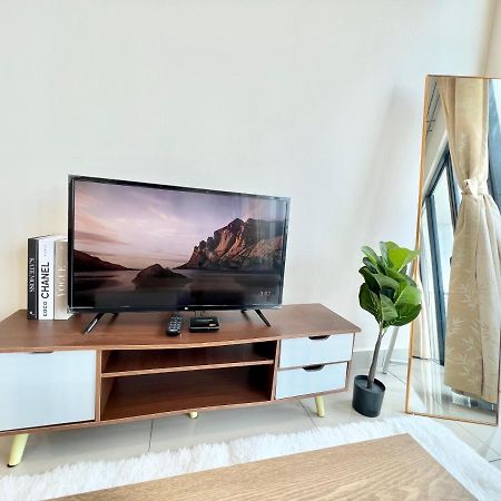 A 1-4 Pax Cozy Studio Tv Box Pool 100Mps Wifi 3 Bed Trefoil 세티아 알람 외부 사진