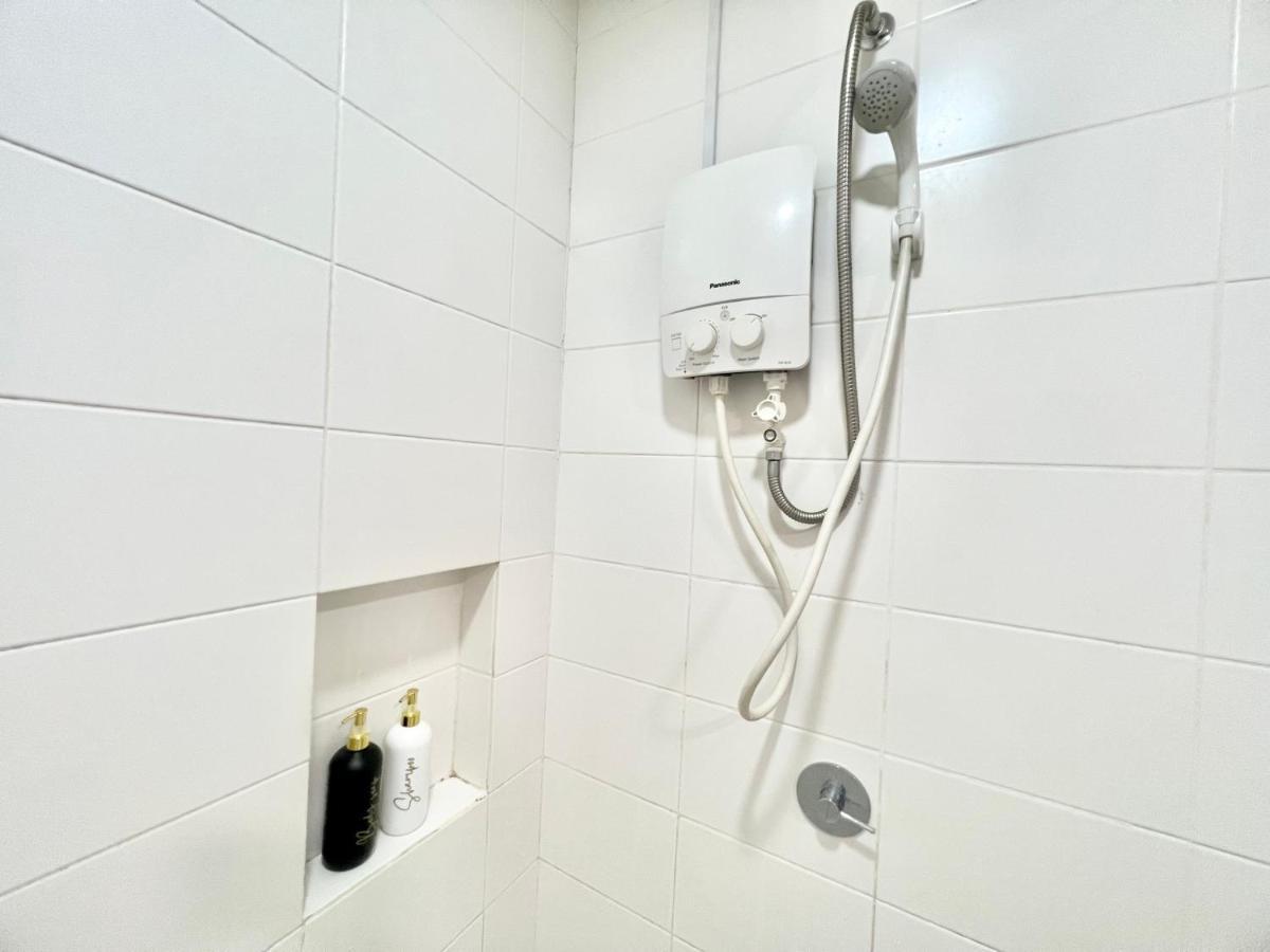 A 1-4 Pax Cozy Studio Tv Box Pool 100Mps Wifi 3 Bed Trefoil 세티아 알람 외부 사진